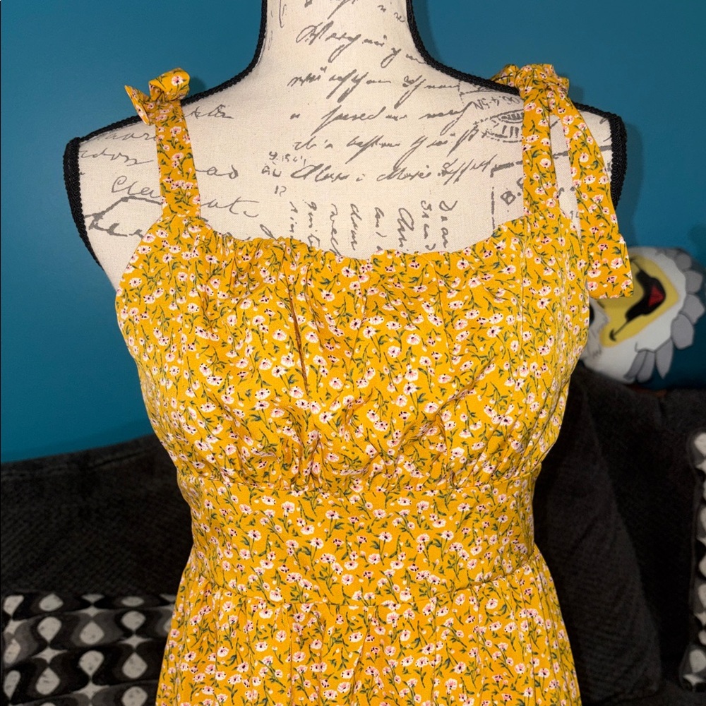 π4 for $20 Shein Tie Shoulder Straps Ruffle Hem Cami Mini Dress, Small - Picture 2 of 7